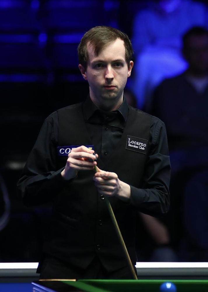 借助事件的 借助事件的