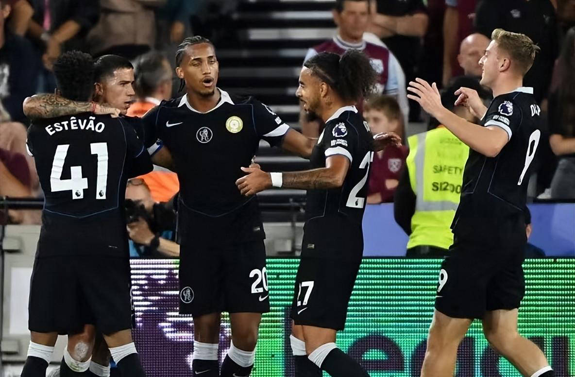 员在国际舞 员在国际舞